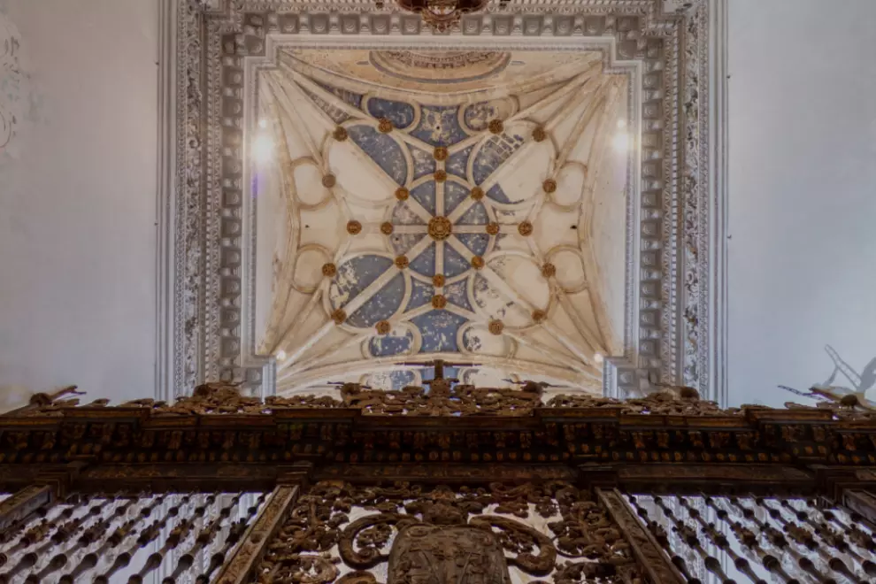 Uno de los techos de la Cartuja de Jerez. — Multimedia de la Cartuja de Jerez.